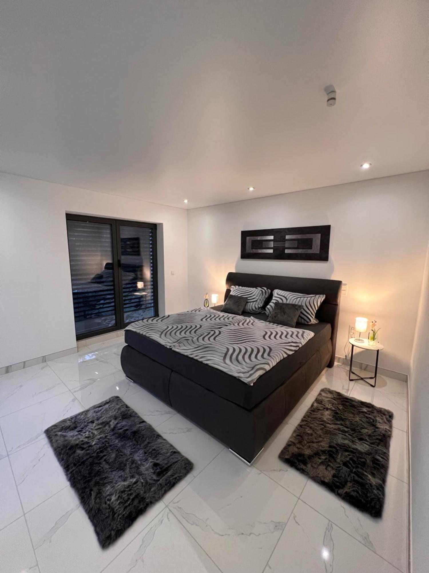 Penthouse M1 Apartment Neunkirchen  Exterior photo